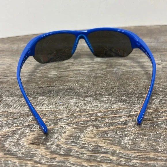 SOLD IN STORE Nike Skylon Ace EV0891 Men’s Sunglasses and Cleaning Pouch - Picture 7 of 9